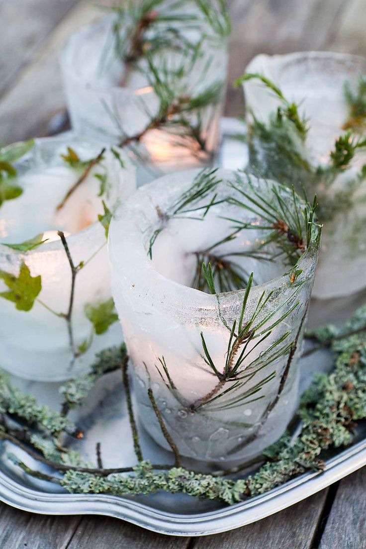 Pretty Ice Decorations For Your Outdoor Spaces
