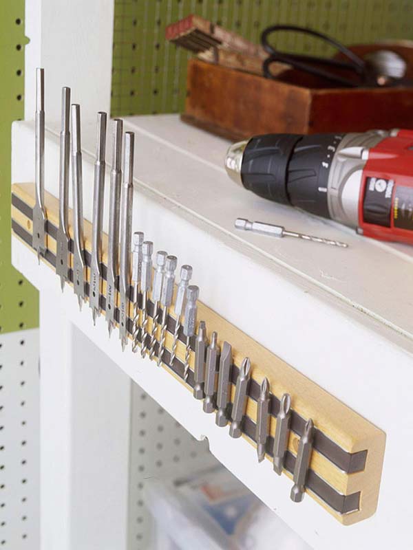 11-Magnetic-Tool-Holder-woohome