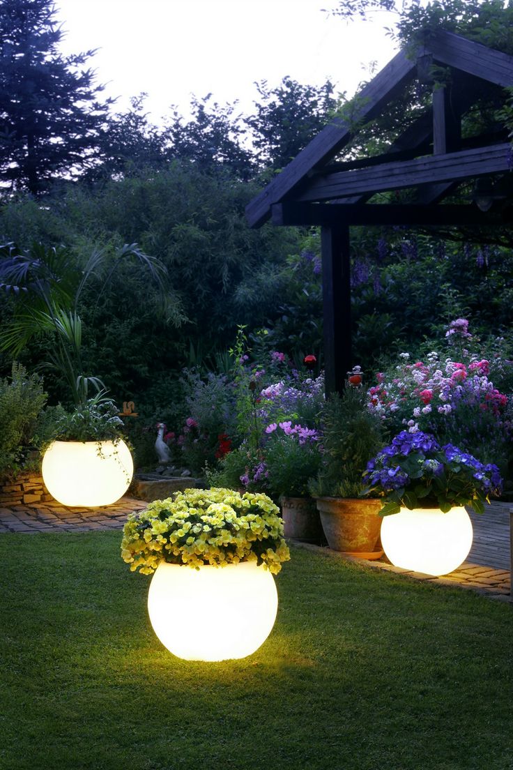 15 Excellent DIY Backyard Decoration & Outside Redecorating Plans 6 Garden Garden Lighting