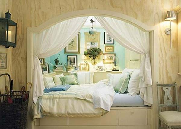 Built-in-bed-in-a-little-ones-room-14