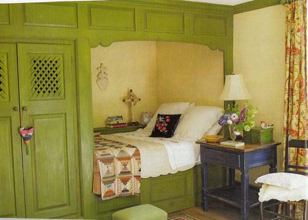 Built-in-bed-in-a-little-ones-room-16