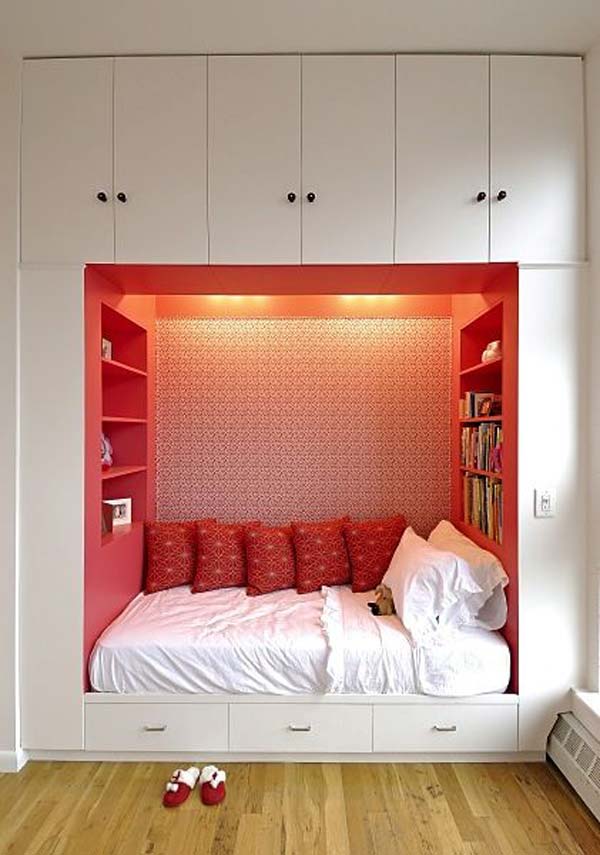 Built-in-bed-in-a-little-ones-room-8