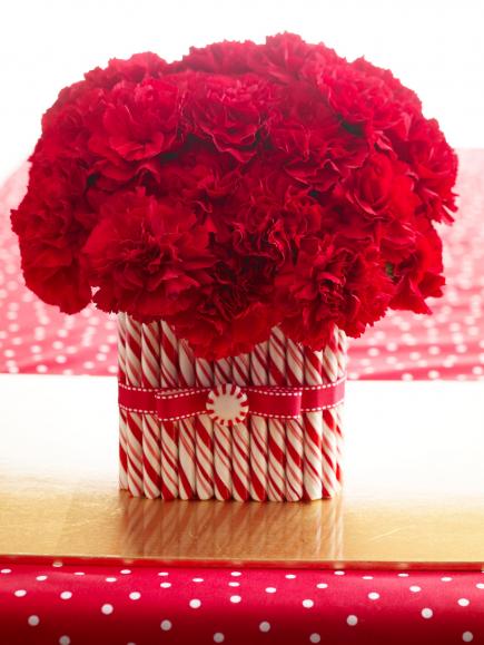 Christmas centerpiece ideas: carnations