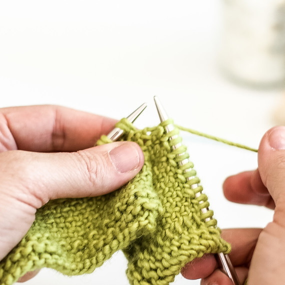 5-knit-linen-stitch-0815-8.jpg (skyword:188192)