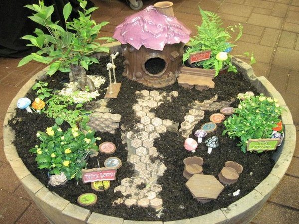 DIY miniature fairy garden design plants miniature house