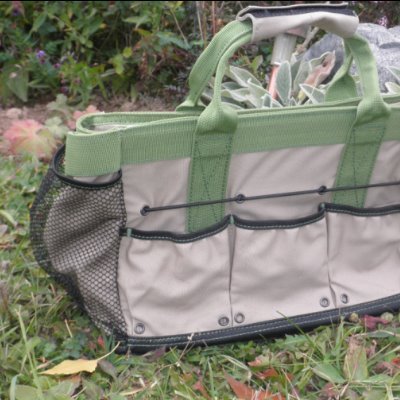 Stay organized with the Puddle-Proof Field Bag
