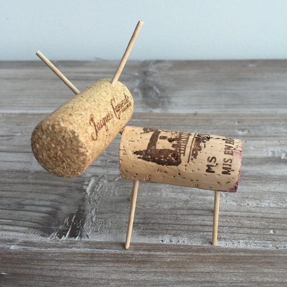 cork-toothpick-reindeer-2-1015.jpg (skyword:193558)