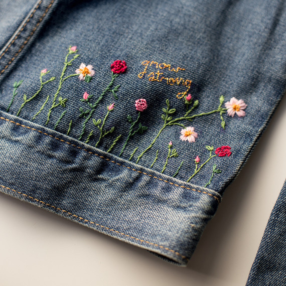 embroidered-jean-jacket-9155.jpg (skyword:334738)
