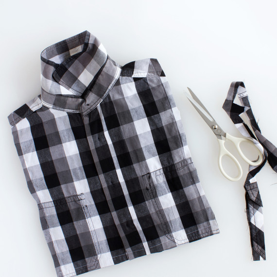fathers-day-shirt-tie-giftwrap-step-2.jpg