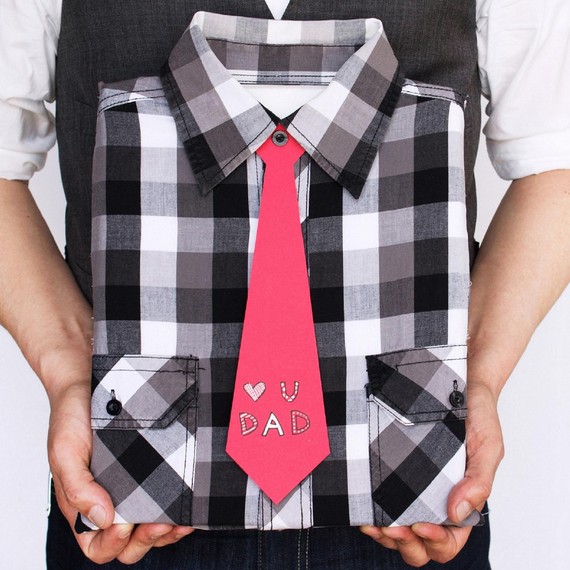 fathers-day-shirt-tie-giftwrap.jpg