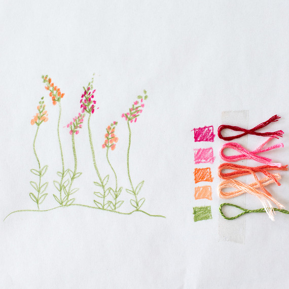 floral-embroidery-pattern-6_27_16-6770.jpg (skyword:295592)