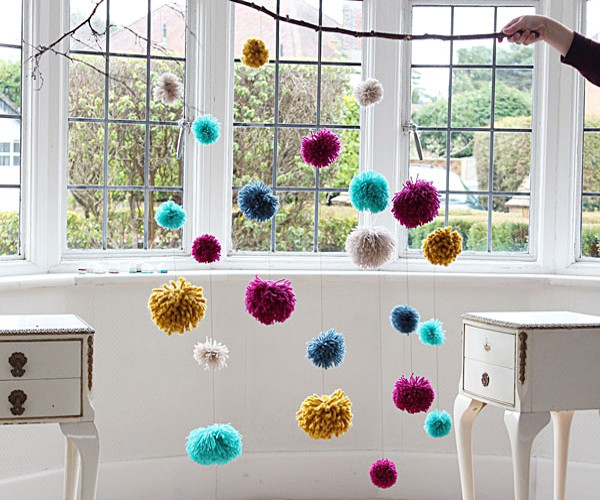 hanging-window-decorations14