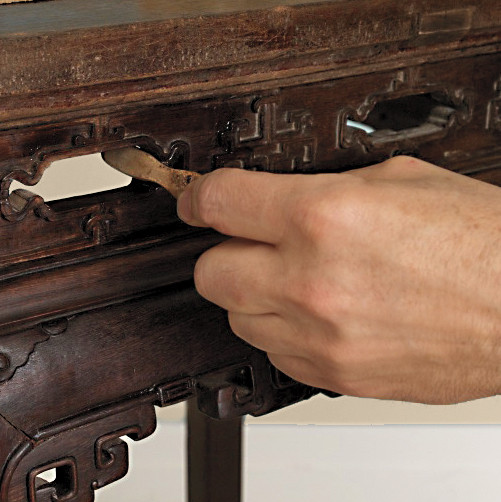 how-to-restore-furniture-s111907-154-step-4.jpg