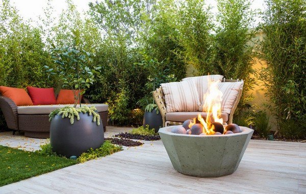 unique small garden ideas outdoor furniture concrete firepit 