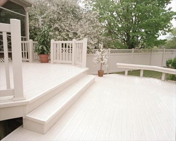 white vinyl decking deck railing garden fence